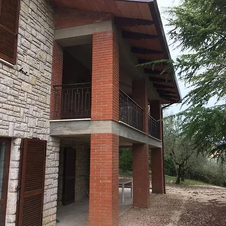 Edoardo - La Casa Nell'oliveto منزل ريفي *