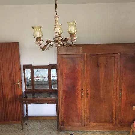 Edoardo - La Casa Nell'oliveto *