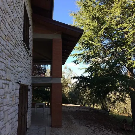 Edoardo - La Casa Nell'oliveto Country house