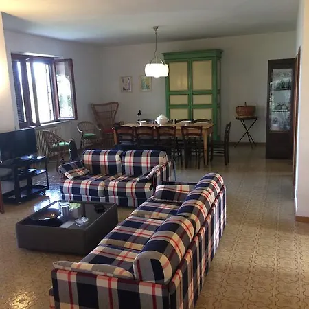 Edoardo - La Casa Nell'oliveto *
