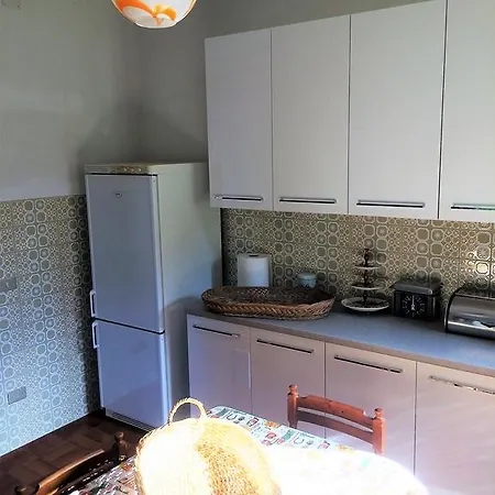 Edoardo - La Casa Nell'oliveto منزل ريفي كورتْشّانو