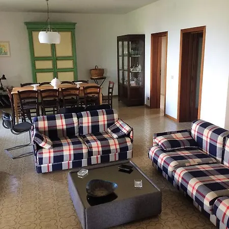 منزل ريفي Edoardo - La Casa Nell'oliveto *